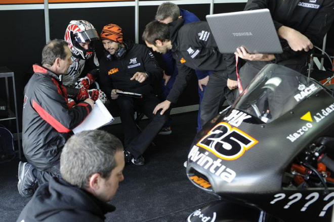 Testy Moto3 - Valencia, 3. den
