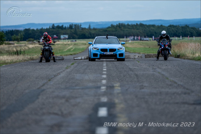 Jaký je rozdíl mezi motocyklovou a automobilovou novinařinou?