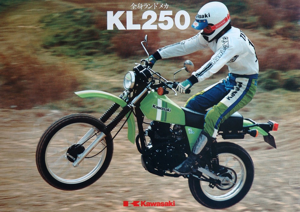 Kawasaki KL 250 | Katalog motocyklů a motokatalog na Motorkáři.cz