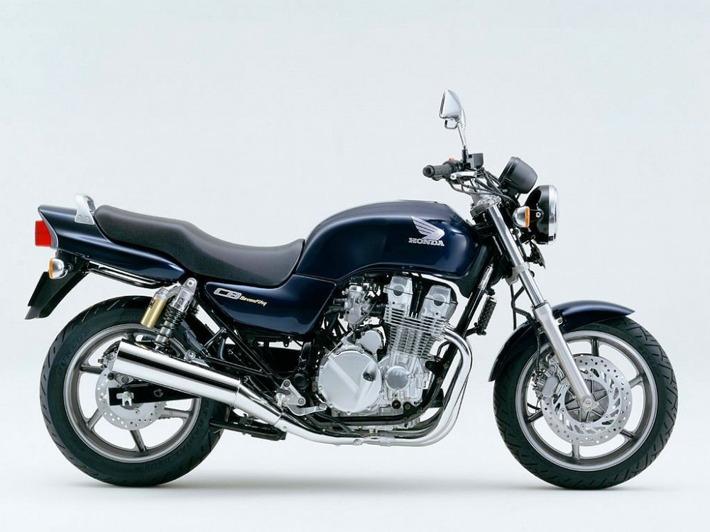 Honda CB 750 | Katalog motocyklů a motokatalog na Motorkáři.cz