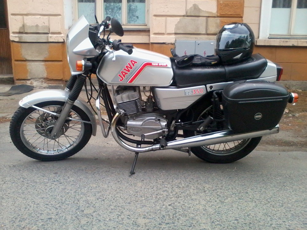 Jawa 350/639 | Katalog motocyklů a motokatalog na Motorkáři.cz