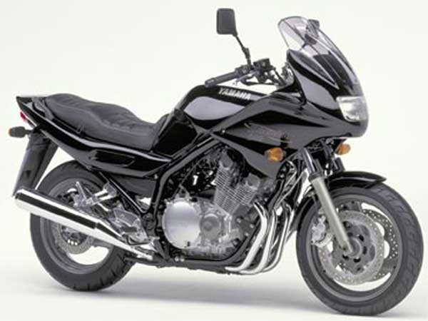 Yamaha XJ 900 | Katalog motocyklů a motokatalog na Motorkáři.cz