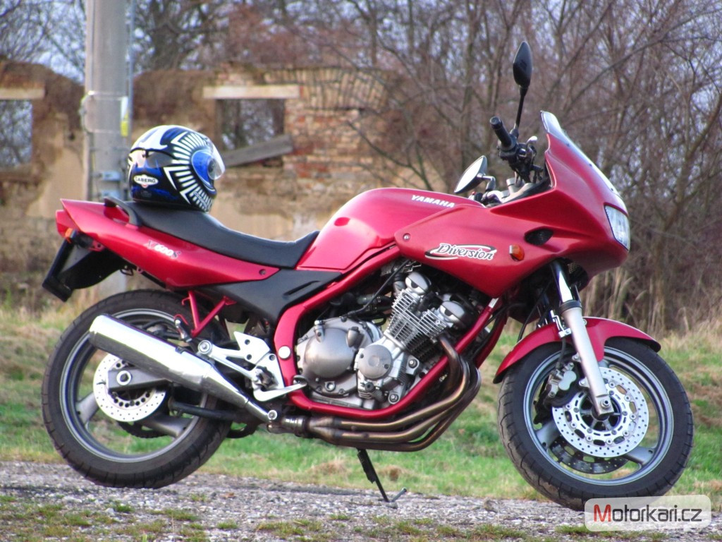 Yamaha XJ 600 | Katalog motocyklů a motokatalog na Motorkáři.cz