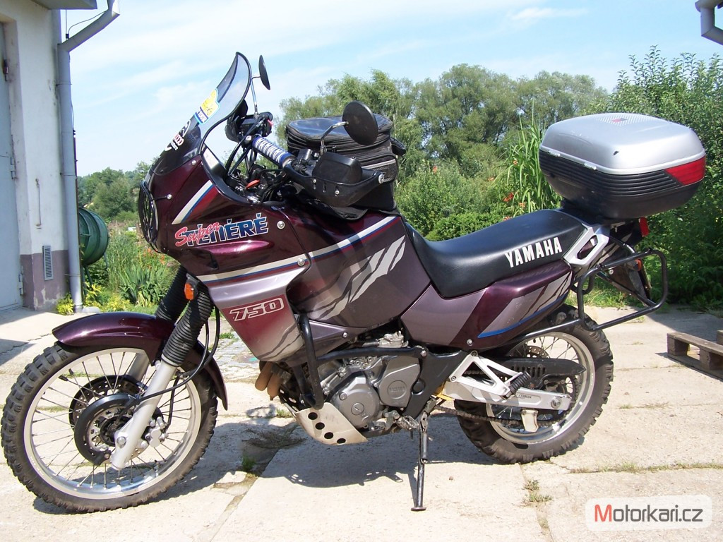 Yamaha XTZ 750 SuperTenere | Katalog motocyklů a motokatalog na Motorkáři.cz