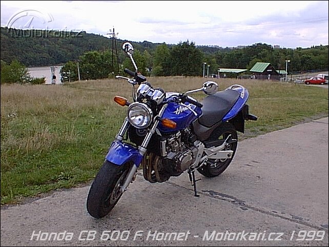 Honda CB 600 F (r.v. 99 a S verze 00) | Motorkáři.cz