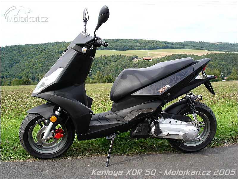 Kentoya Zoom2 a Generic XOR 50 | Motorkáři.cz