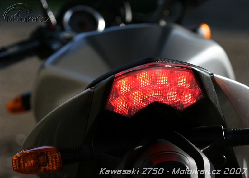 Kawasaki Z750 | Motorkáři.cz