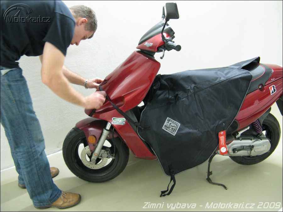 Recenze a testy vybavení pro cestování na motorce Zimní výbava - skútr |  Motorkáři.c