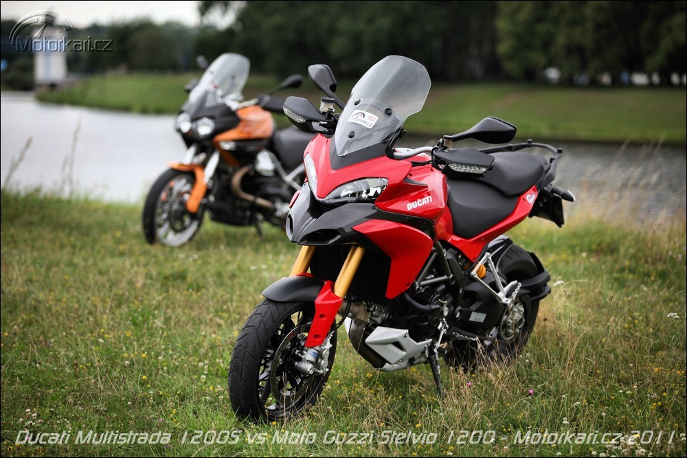 Ducati Multistrada 1200S vs Moto Guzzi Stelvio 1200 | Motorkáři.cz