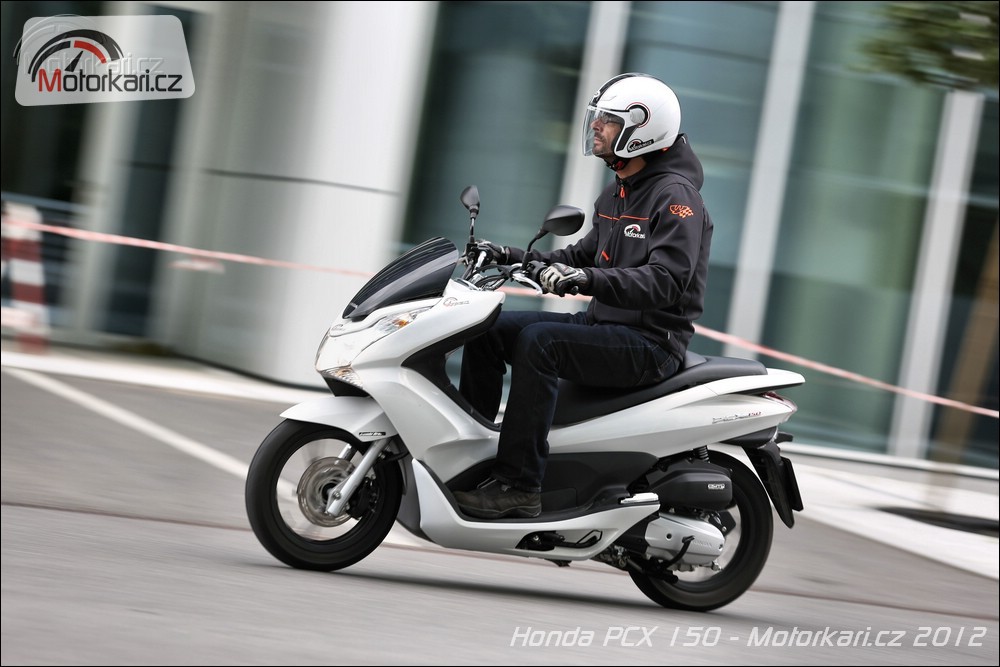 Honda PCX 150 | Motorkáři.cz