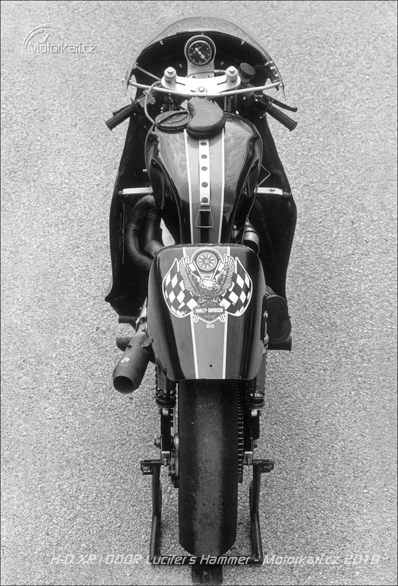 Fotogalerie Luciferovo kladivo: Harley, který porážel Ducati | Motorkáři.cz