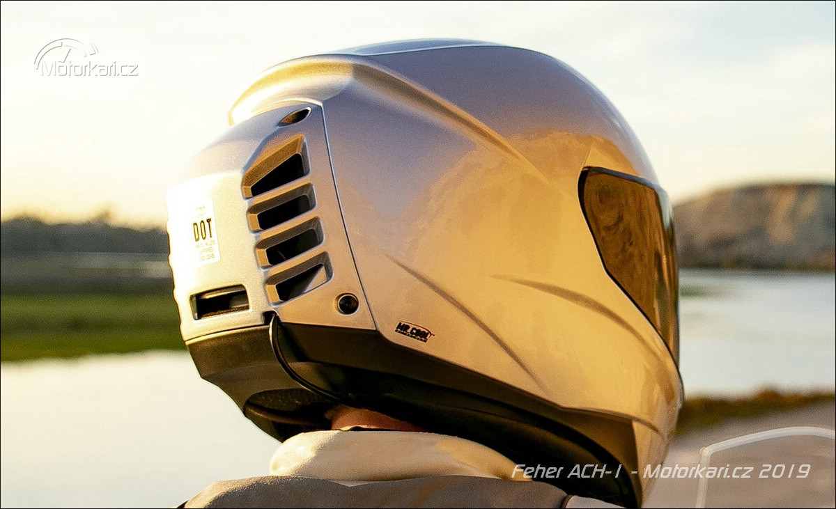 Feher ACH-1, první helma s klimatizací | Motorkáři.cz