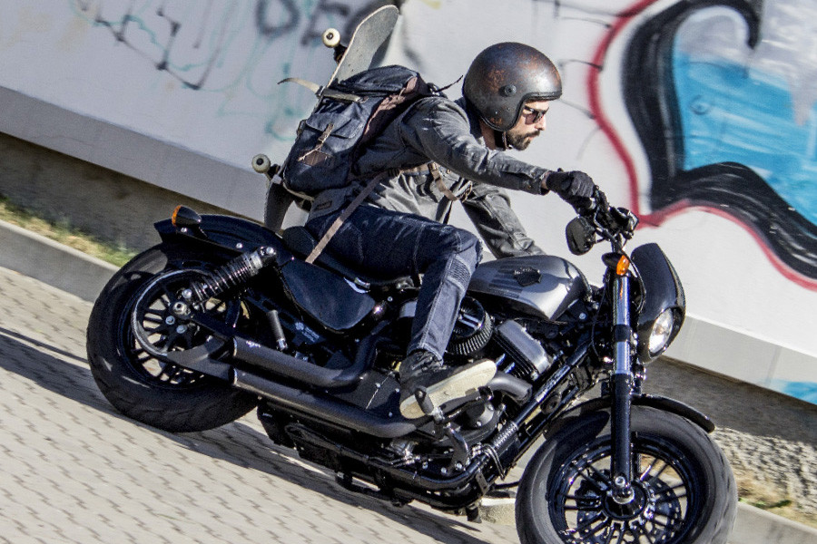 Nejlepší motocyklové jeans letošního roku podle Bikers Crownu | Motorkáři.cz