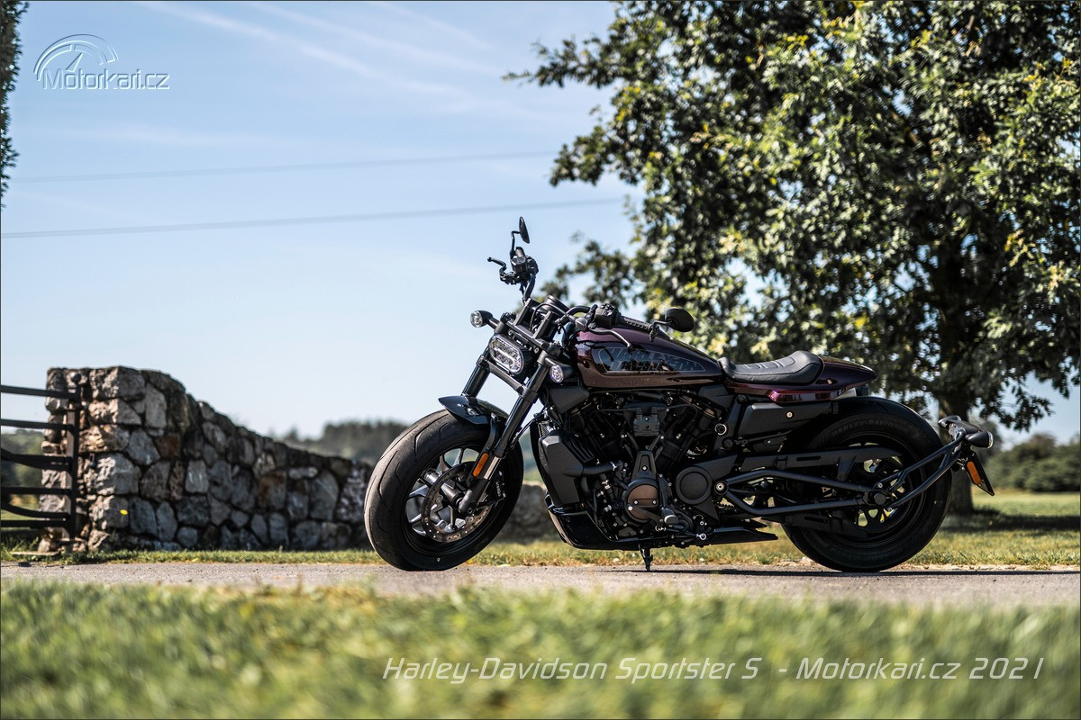 Test Harley-Davidson Sportster S: Exploze zážitků | Motorkáři.cz